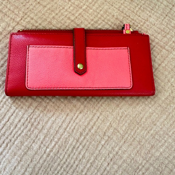 Fossil button close checkbook wallet - Picture 1 of 2